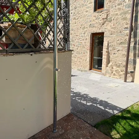 Shaleo Villa Marliana